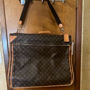 Louis Vuitton folding garment bag